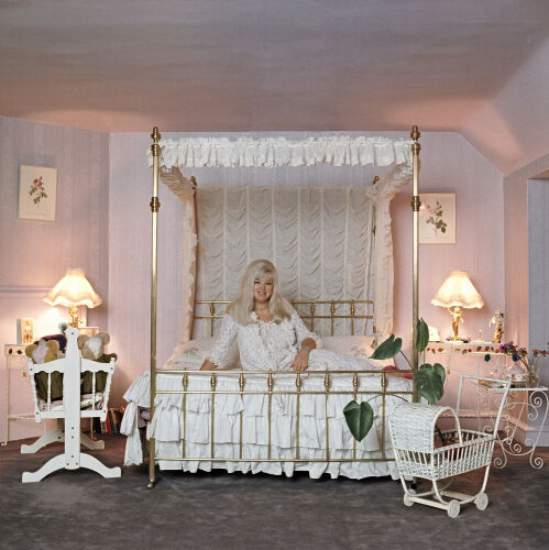 TOF094: Diana Dors On Bed