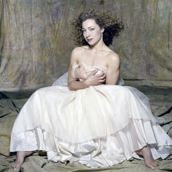 Alex Kingston Photograph Tof265 Iconic Licensing 