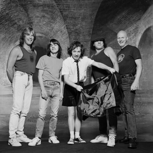 TON_ACDC010: AC/DC