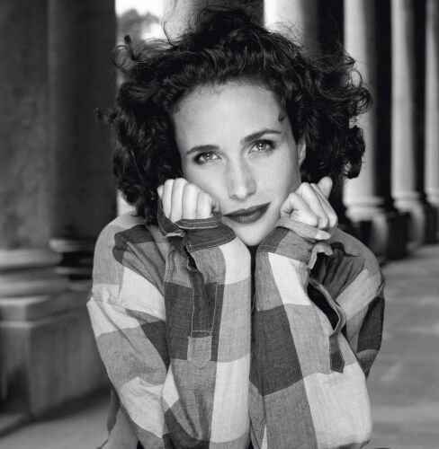 TON_AMD001: Andie MacDowell