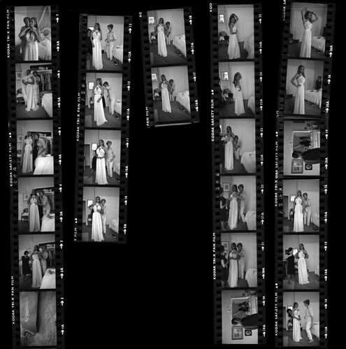 TON_A_Contact_022: Ursula Andress