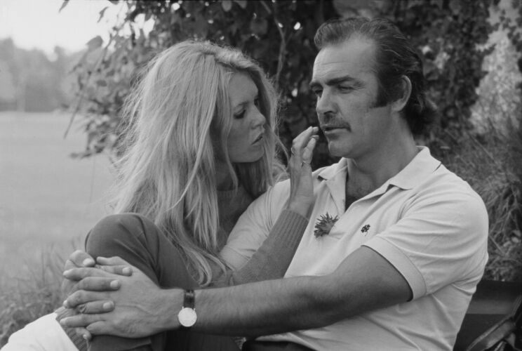 TON_BB089: Brigitte Bardot and Sean Connery