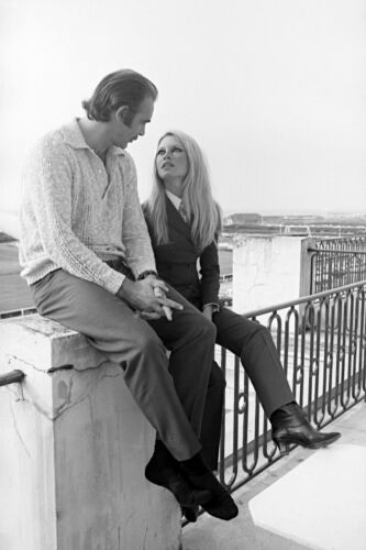 TON_BB093: Brigitte Bardot and Sean Connery