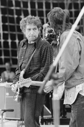 TON_BDN005: Bob Dylan and Ronnie Wood