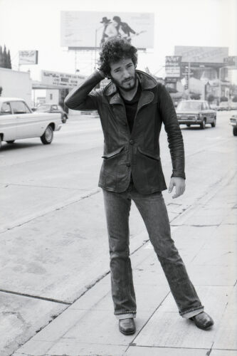 TON_BS017: Springsteen On The Street