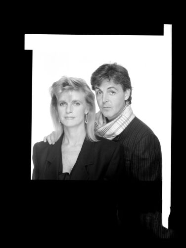 TON_Beatles_Contact_010: Paul and Linda McCartney