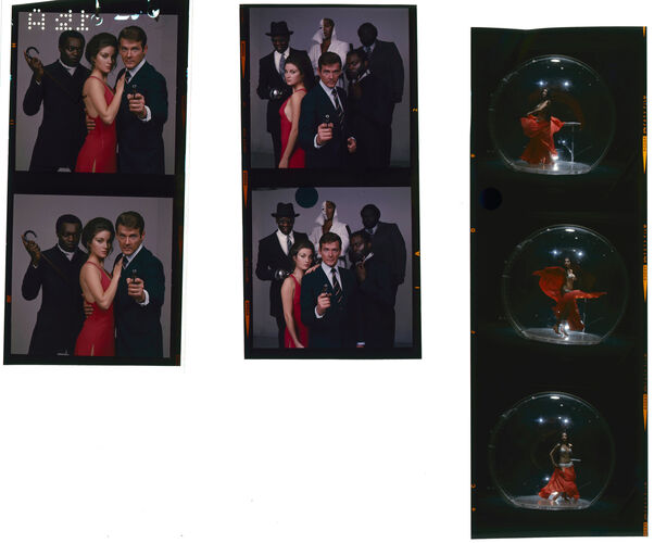 TON_Bond_Contact_019: Roger Moore