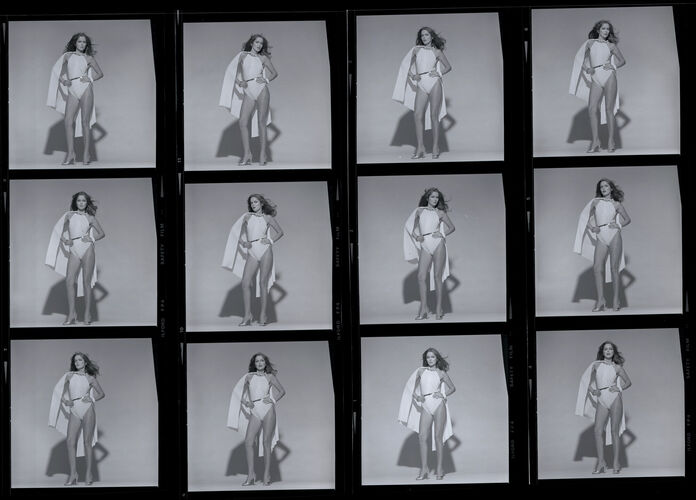 TON_Bond_Contact_112: Barbara Bach