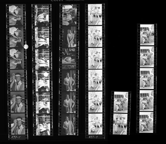 TON_Bond_contact_057: Roger Moore