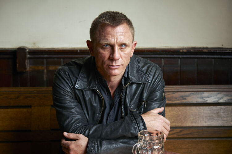 TON_DAC002: Daniel Craig