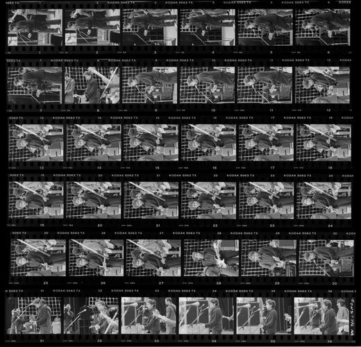 TON_D_Contact_070: Bob Dylan and Ronnie Wood