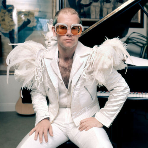 TON_EJ049: Elton John