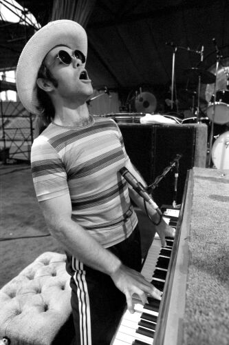 TON_EJ358: Elton John