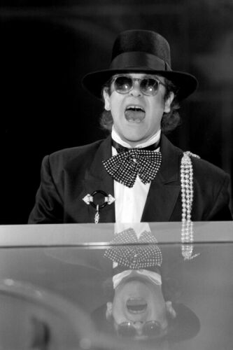 TON_EJ479: Elton John