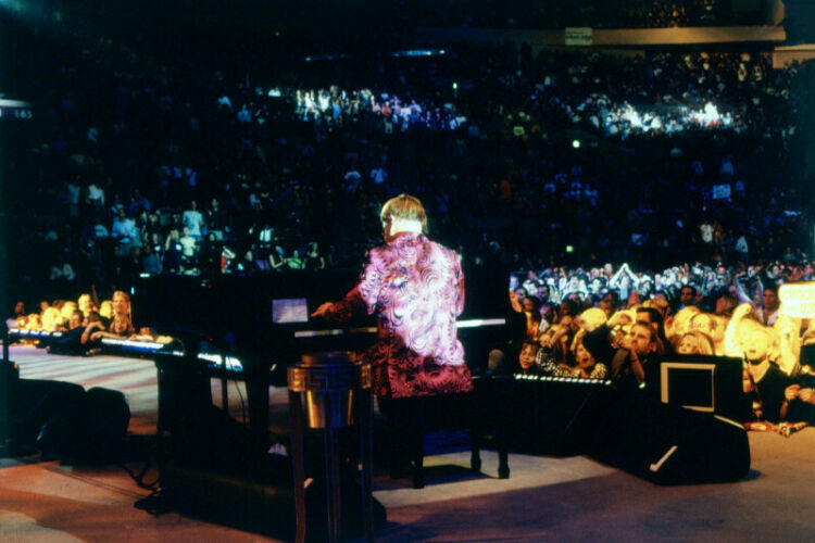 TON_EJ512: Elton John