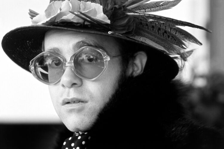 TON_EJ527: Elton John