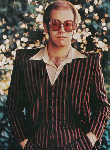 TON_EJ562: Elton John