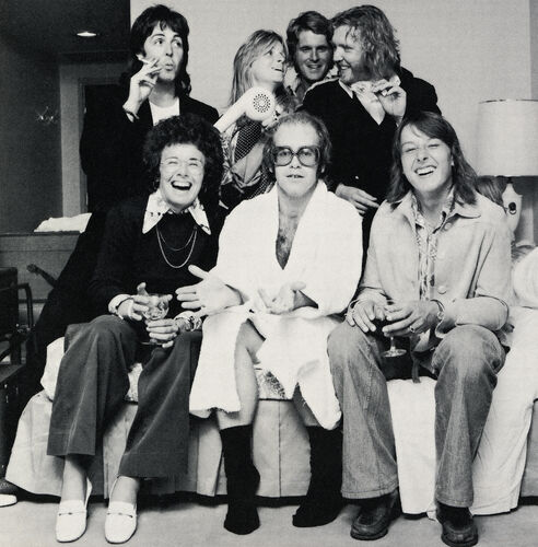 TON_EJ571: Elton John and Friends