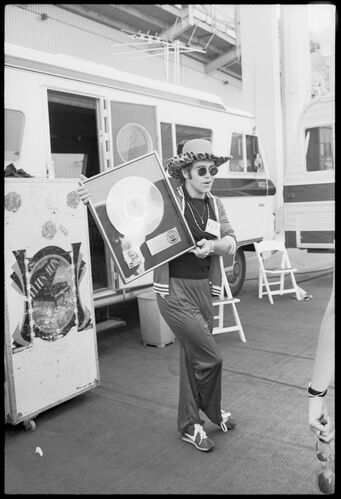 TON_EJ584: Elton John