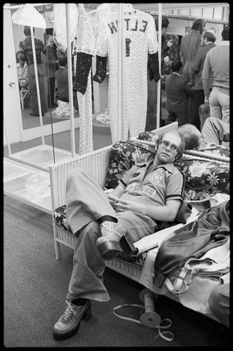 TON_EJ606: Elton John