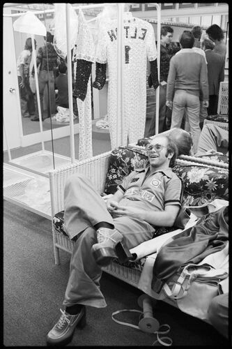 TON_EJ607: Elton John