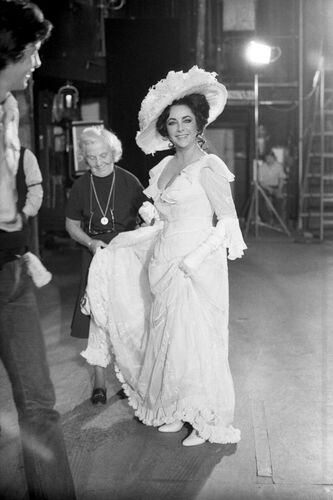 TON_ET023: Elizabeth Taylor