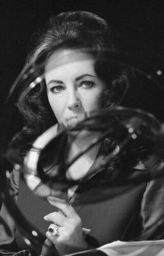 TON_ET032: Elizabeth Taylor