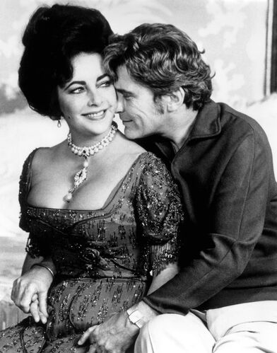 TON_ET045: Elizabeth Taylor & John Warner