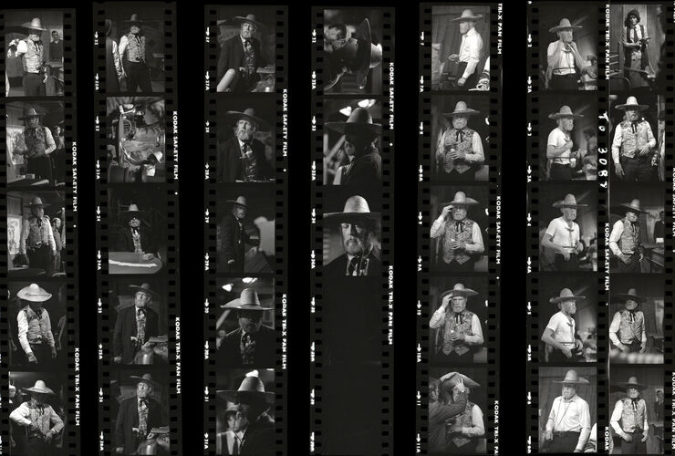 TON_Eastwood_Marvin_Newman_contact_006: Paul Newman