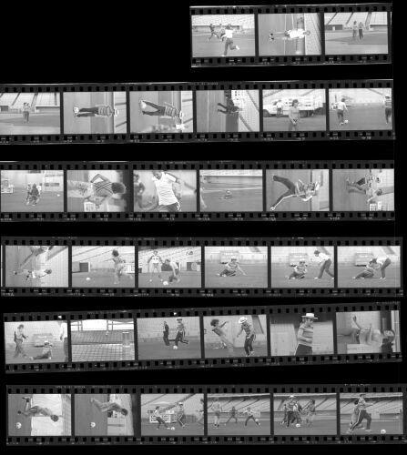 TON_Elton_Contact_124: Elton John