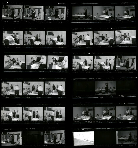 TON_Elton_Contact_441: Elton John