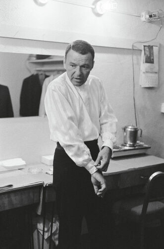 TON_FS104: Sinatra Backstage