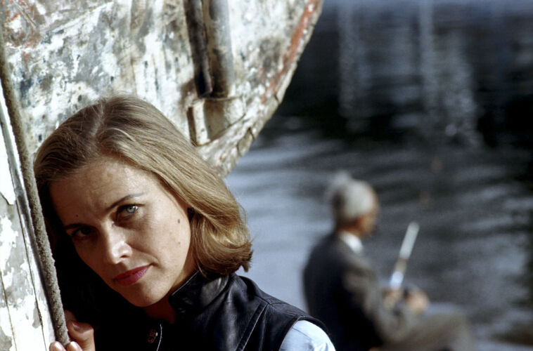 TON_HB030: Honor Blackman