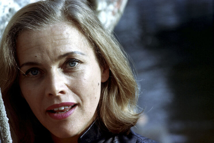 TON_HB032: Honor Blackman