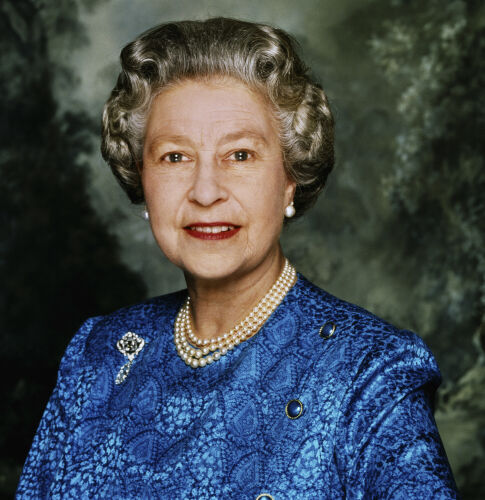 TON_HMQ005_old: HM Queen Elizabeth II