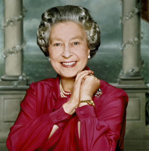 TON_HMQ017: HM Queen Elizabeth II