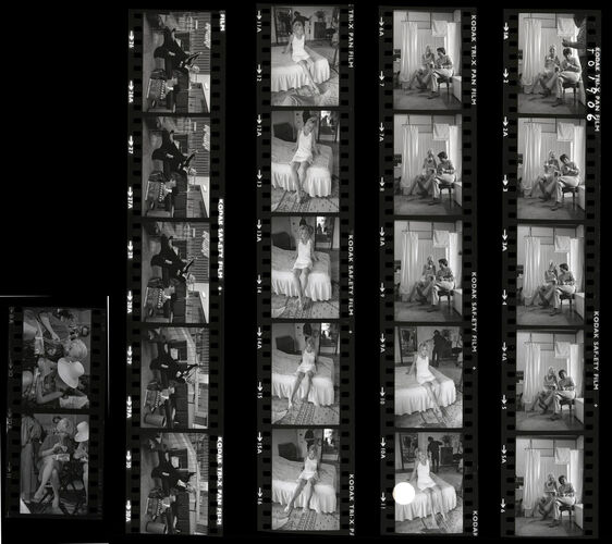 TON_H_Contact_010: Goldie Hawn