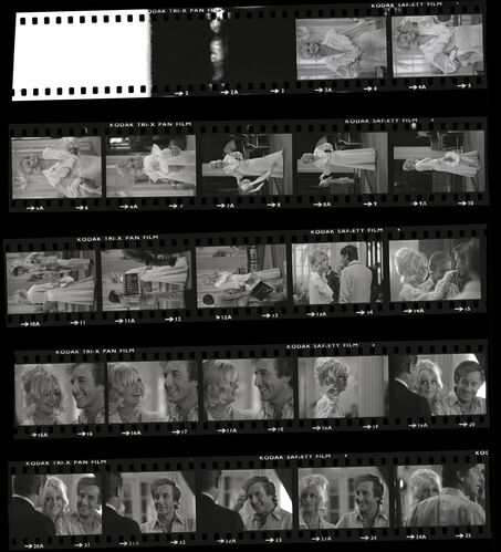 TON_H_Contact_021: Goldie Hawn and Peter Sellers