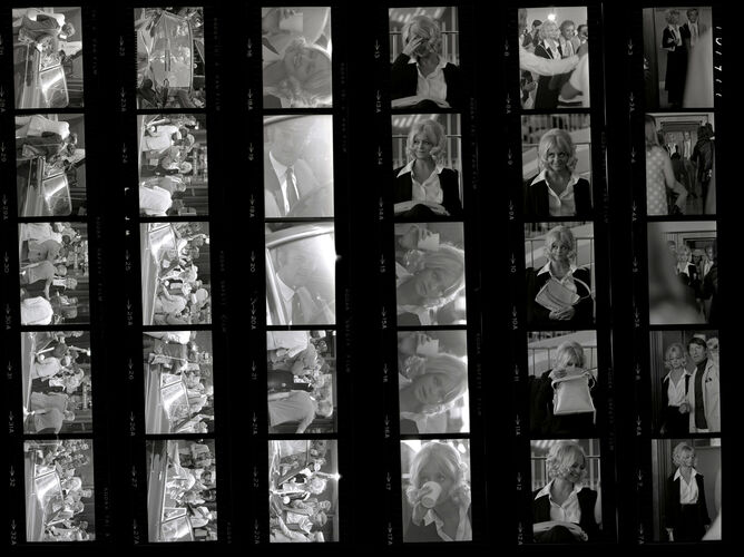 TON_H_Contact_025: Goldie Hawn