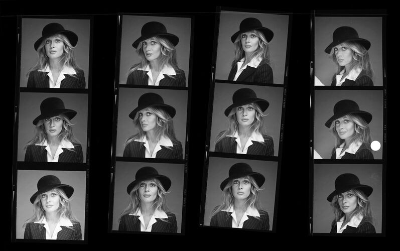 TON_H_Contact_083: Anouska Hempel