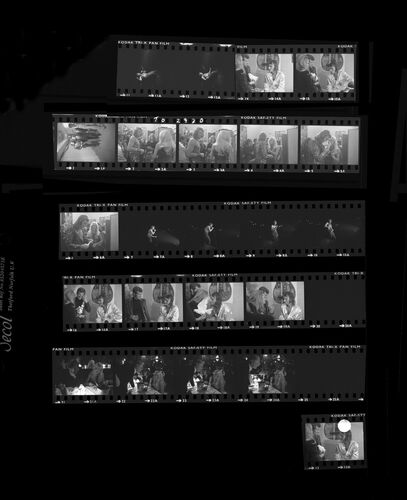 TON_H_Contact_105: Johnny Hallyday