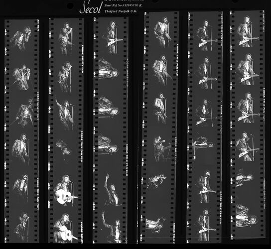 TON_H_Contact_109: Johnny Hallyday