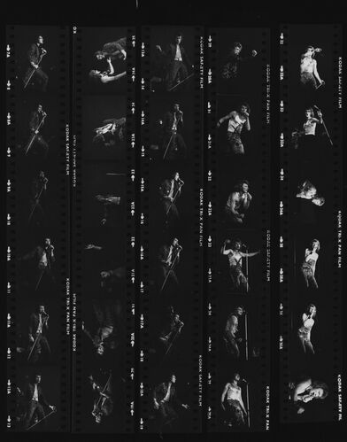 TON_H_Contact_125: Johnny Hallyday