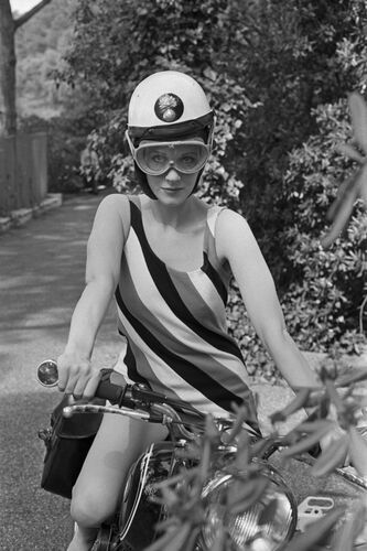 TON_JA009: Julie Andrews