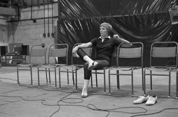 TON_JA013: Julie Andrews