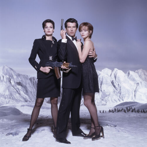 TON_JB089: Pierce Brosnan, Izabella Scorupco and Framke Janssen