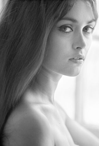 TON_JB166: Alexandra Bastedo