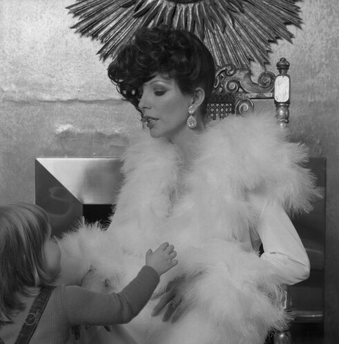 TON_JC009: Joan Collins