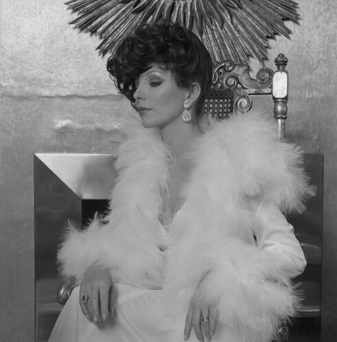 TON_JC010: Joan Collins