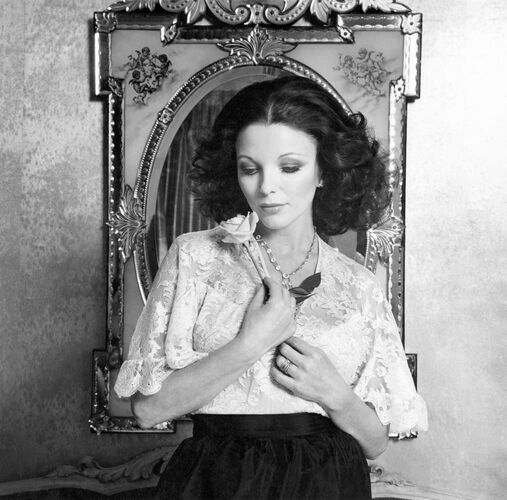 TON_JC021: Joan Collins